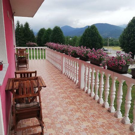 House Rapo Hotel Korenica Exterior foto