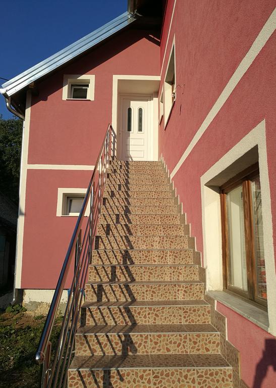 House Rapo Hotel Korenica Exterior foto